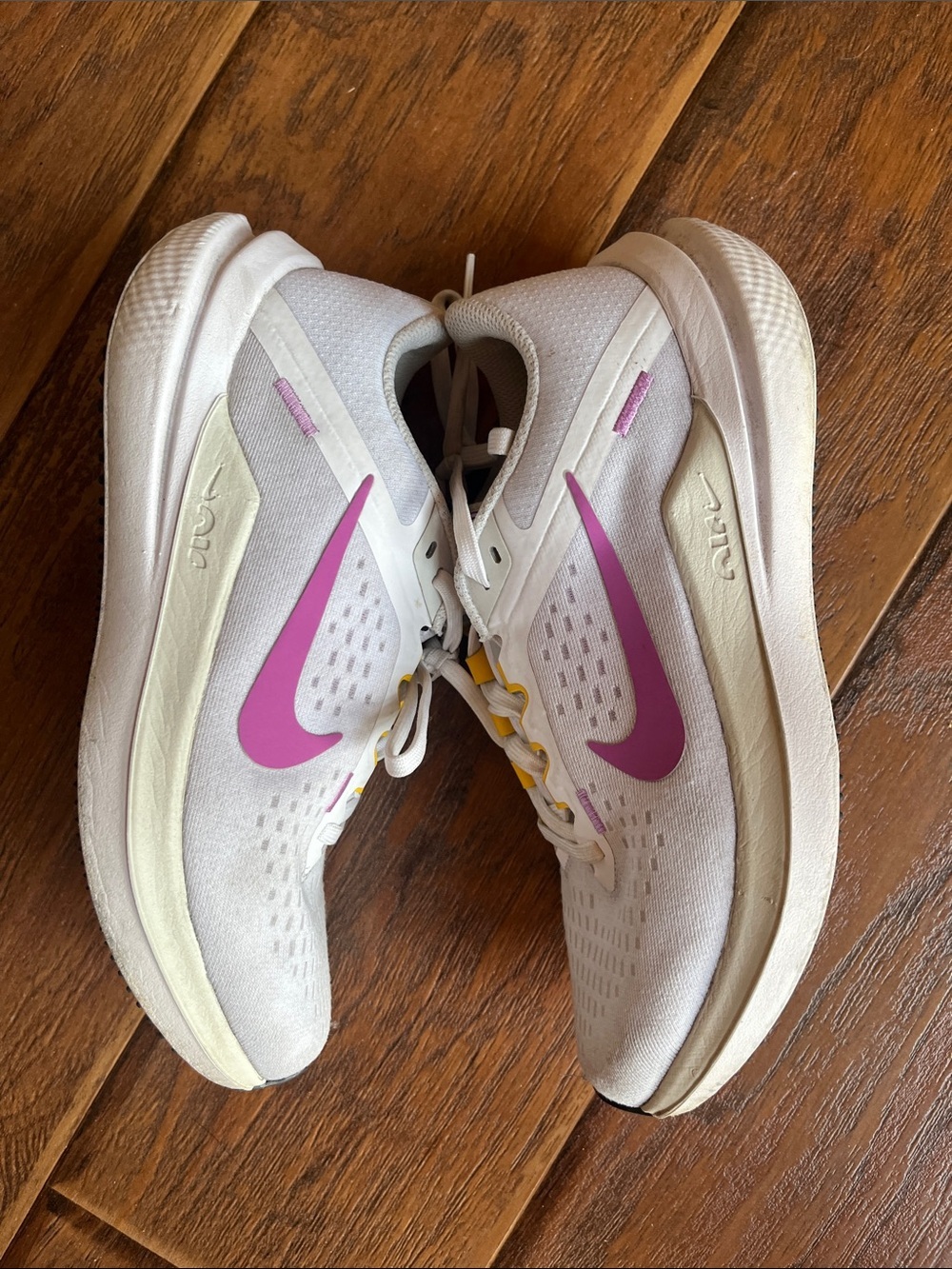 Nike Air Women’s Athletic Shoes - White with Pink and Yellow Accents Size 6